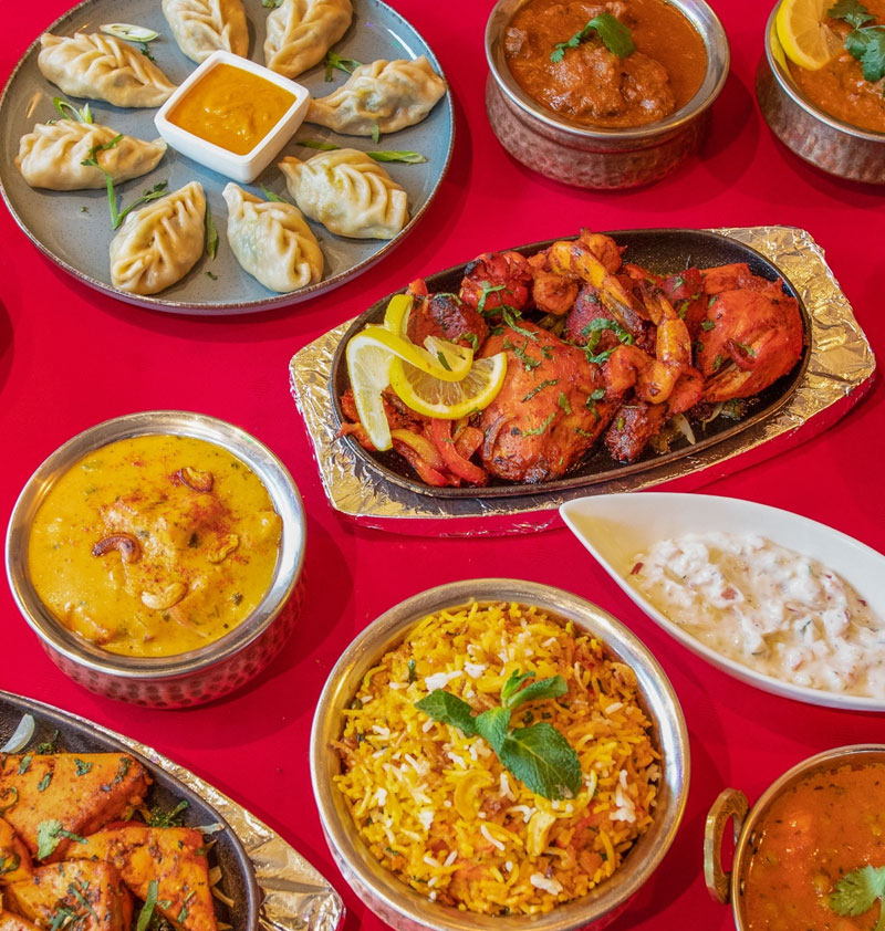 Wanneer De Avond Valt Bloeit Jordaan Op Een Rustige En